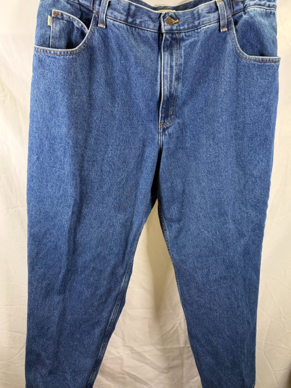 L.L.Bean Men’s Comfort Waist Jeans 40x29 Blue Denim Straight Leg Mexico Made